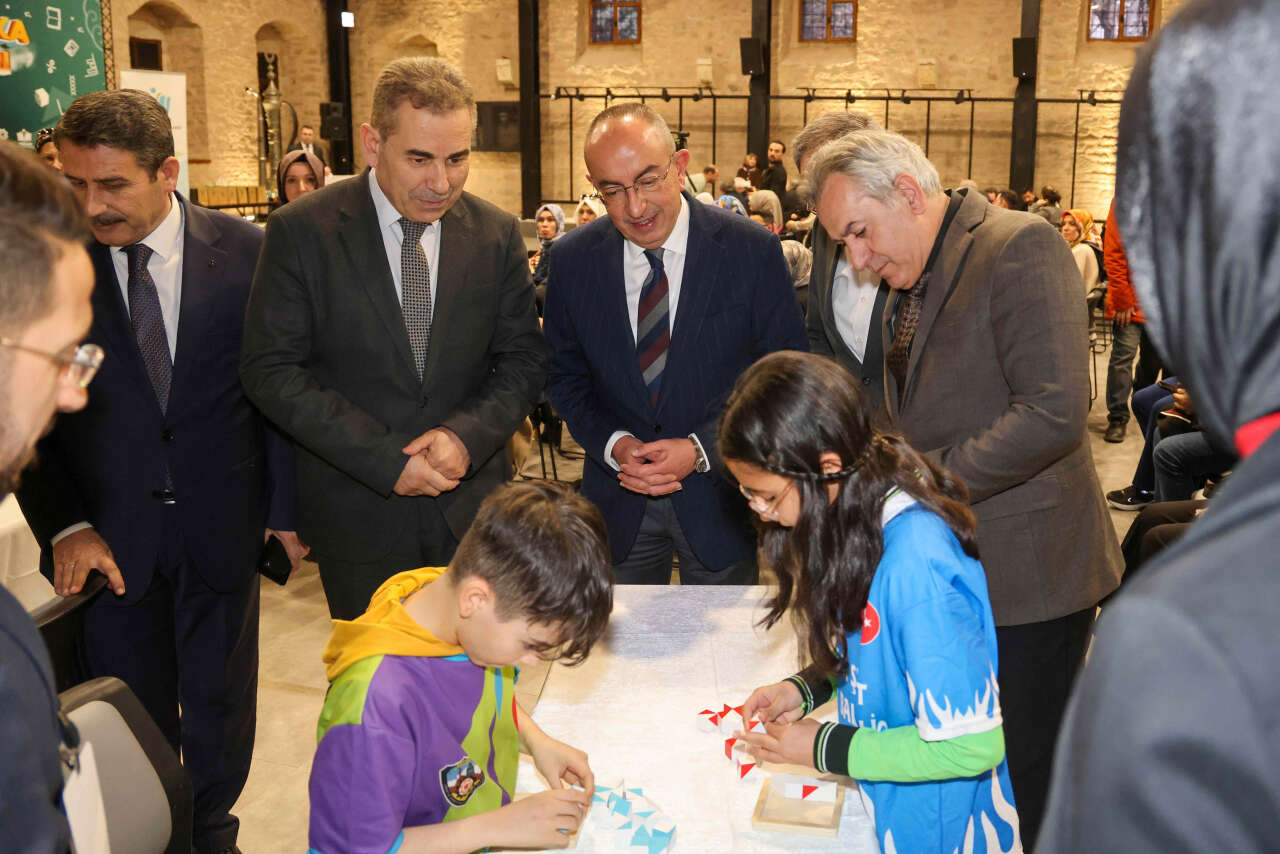 Konya’da Akıl Zeka Oyunları Yarışması’nın finali nefes kesti 3